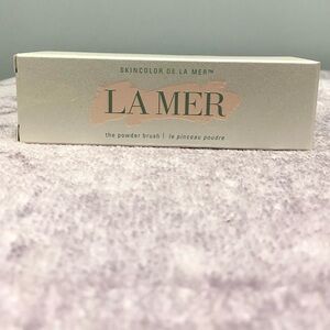 La Mer The Powder Brush